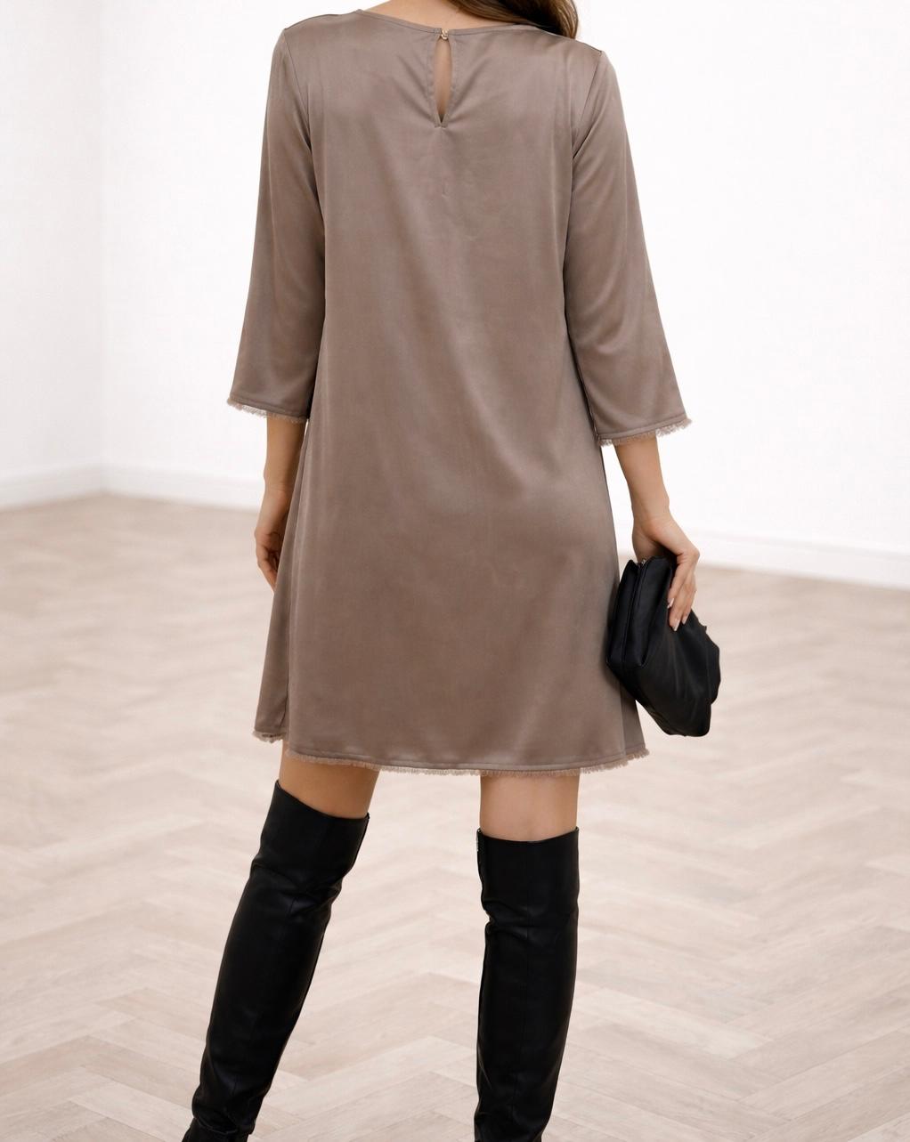 Abito sfrangiato Bangs